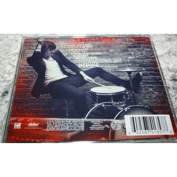 GRAFFITI U KEITH URBAN CD VGUC - Picture 2 of 3